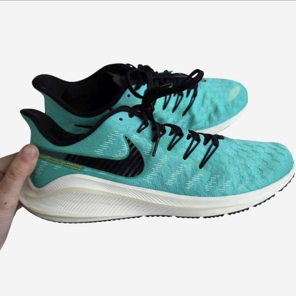 Womens Nike Air Zoom Vomero 14 running shoes in "Hyper Jade" Size 10
